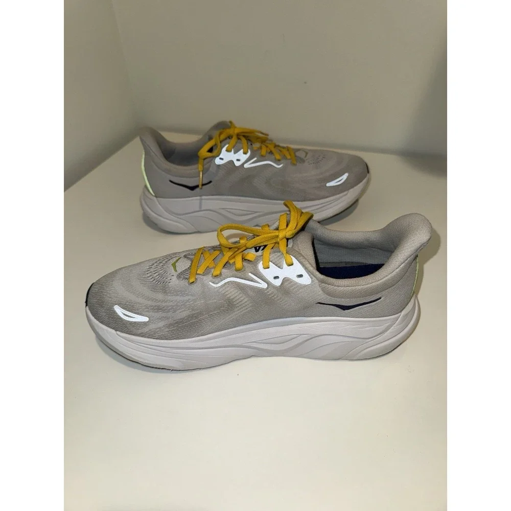 Hoka One One Arahi 8 Men's Size 10.5 D (Medium) Running Shoes Light Gray